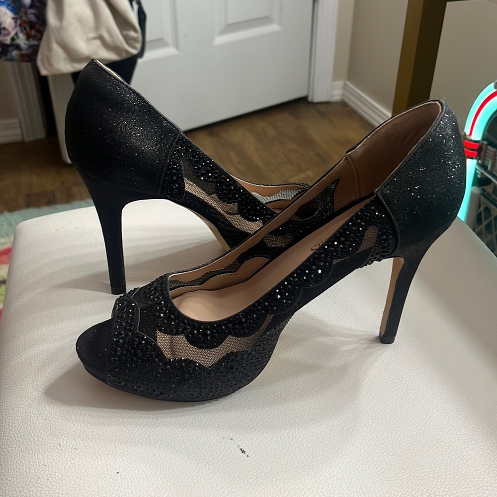 Black Size 8 heels